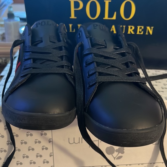 Polo - Picture 4 of 9